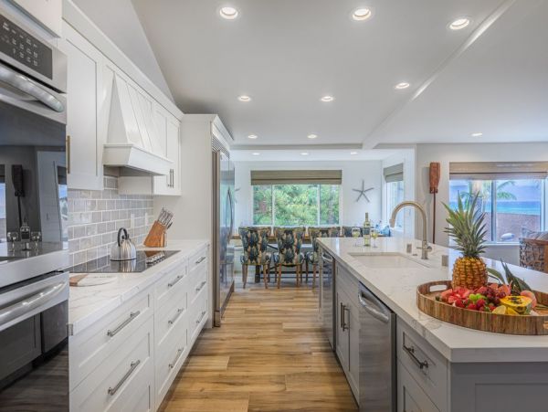 Stunning Mansion Lahaina Vacation Rental Sleeps 32 Guests