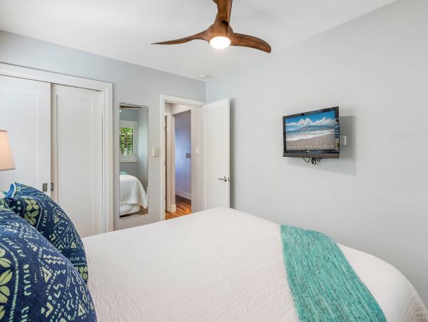 Lahaina Luxury Vacation Beach Townhome Sleeps 8 Guests