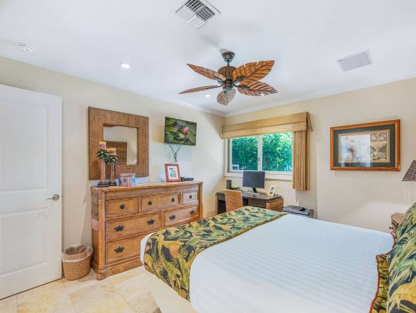 Lahaina Luxury Vacation Three Bedrooms Townhome