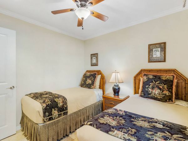 Lahaina Luxury Vacation Three Bedrooms Townhome