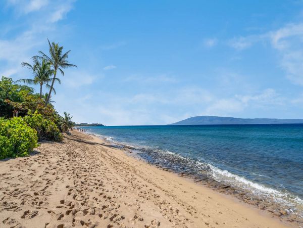 Kaanapali Luxury Vacation Rental Condo Sleeps Six Guests