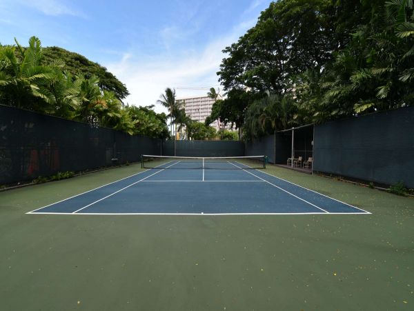 Kaanapali Luxury Vacation Rental Condo Sleeps Six Guests