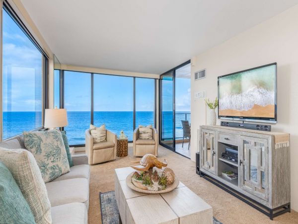 Kaanapali Luxury Vacation Rental Condo Sleeps Six Guests