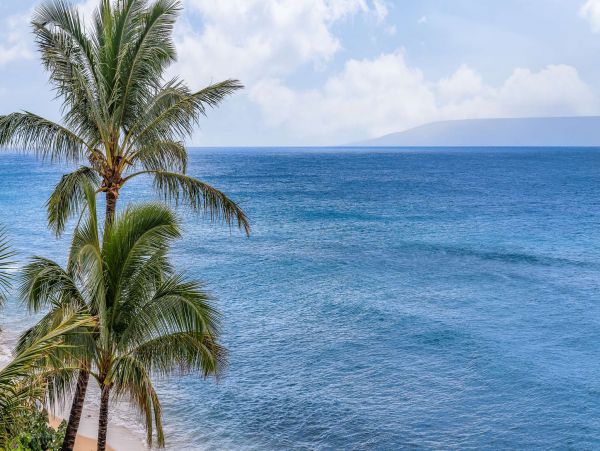 Kaanapali Luxury Vacation Rental Condo Sleeps Six Guests