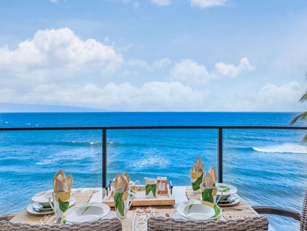Kaanapali Luxury Vacation Rental Condo Sleeps Six Guests