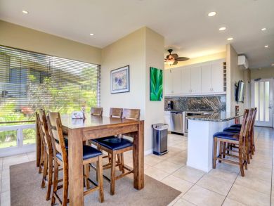 Ocean View Two Bedroom Rental Villa in Kapalua Walk to Beach