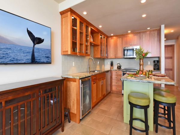 Kaanapali Vacation Beach Condo Sleeps 4 Full Ocean Views