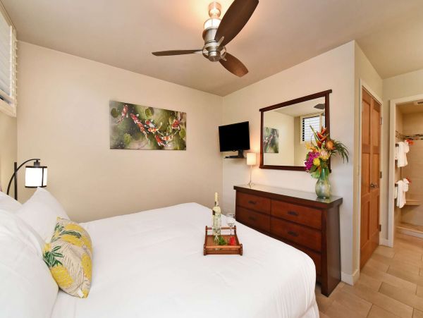 Kaanapali Vacation Beach Condo Sleeps 4 Full Ocean Views