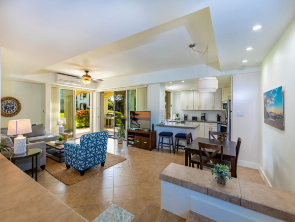 Luxury Two Bedroom Wailea Vacation Condo Sleeps Four Guests