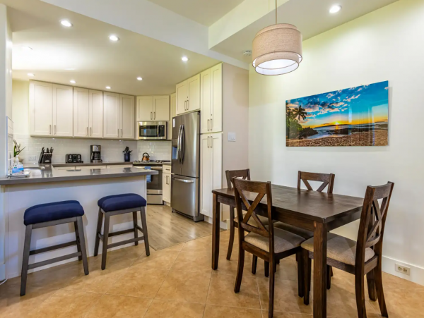 Luxury Two Bedroom Wailea Vacation Condo Sleeps Four Guests