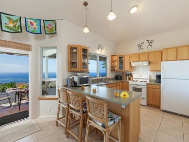 Canal Front 3 Bedrooms Home Sleeps 6 Guests in Kohala Coast