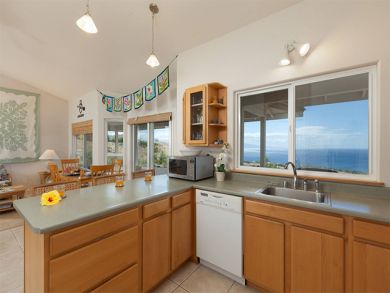 Canal Front 3 Bedrooms Home Sleeps 6 Guests in Kohala Coast
