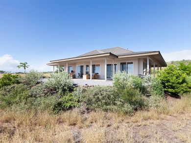 Canal Front 3 Bedrooms Home Sleeps 6 Guests in Kohala Coast