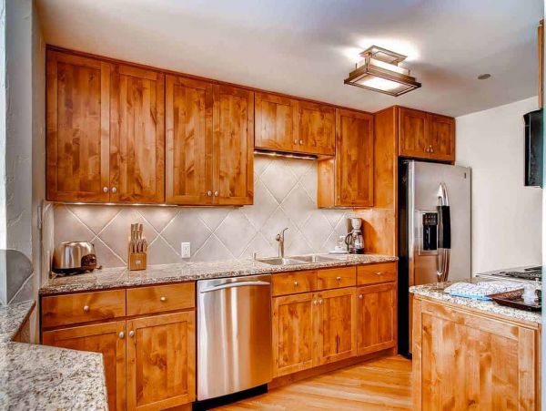Vail Vacation Condo Sleeps 8 Guests Walk to Lifts Great View