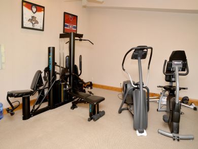 Vail Vacation Rental Condo Three Bedrooms Walk to Ski Lifts