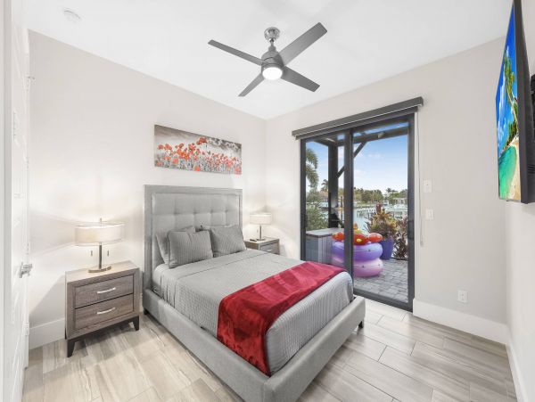 Marco Island Vacation Rental Near Tigertail Beach Waterfront Home
