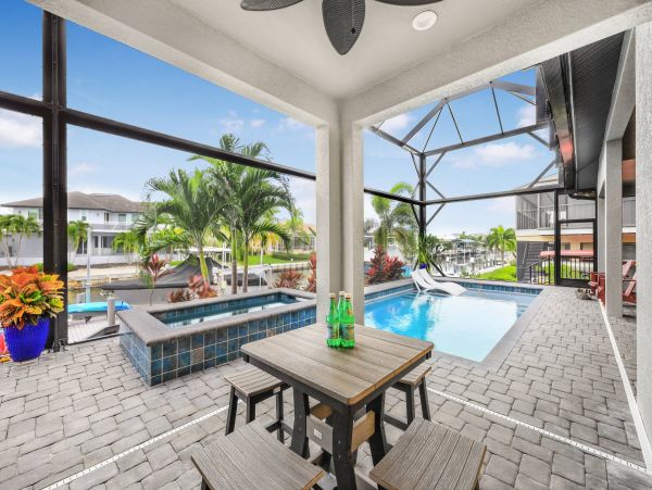 Marco Island Vacation Rental Near Tigertail Beach Waterfront Home