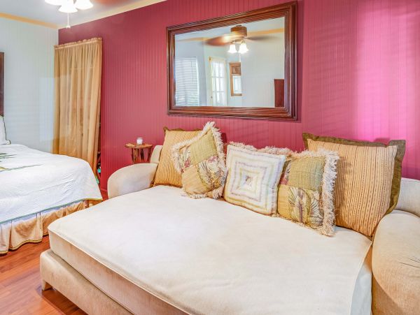 Lahaina Stunning Beachfront Vacation Home With Private Pool