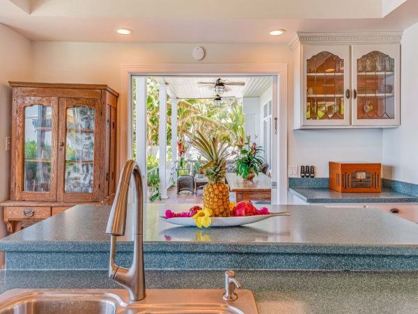 Lahaina Stunning Beachfront Vacation Home With Private Pool
