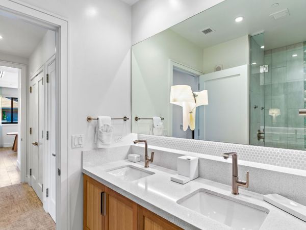 Lahaina Luxury Vacation Rental 9 Bedrooms Sleeps 24 Guests