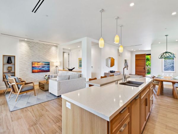Lahaina Luxury Vacation Rental 9 Bedrooms Sleeps 24 Guests