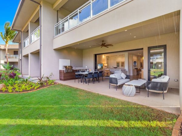 Lahaina Luxury Vacation Rental 9 Bedrooms Sleeps 24 Guests