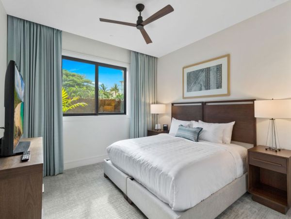 Lahaina Luxury Vacation Rental 9 Bedrooms Sleeps 24 Guests