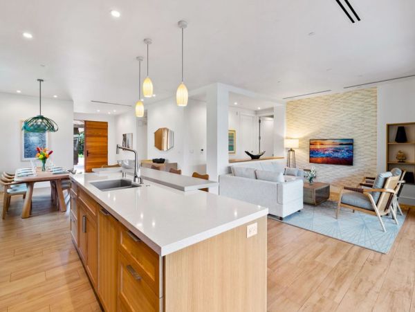 Lahaina Luxury Vacation Rental 9 Bedrooms Sleeps 24 Guests