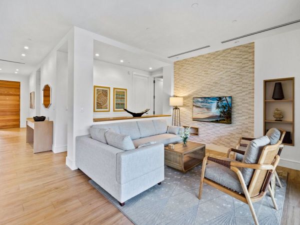Lahaina Luxury Vacation Rental 9 Bedrooms Sleeps 24 Guests
