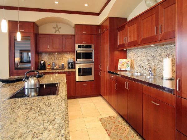 Three Bedroom Ocean Views Vacation Home Penthouse in Wailea