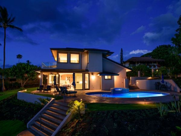 Luxury 5 Bedrooms Sleeps 10 Guests Villa