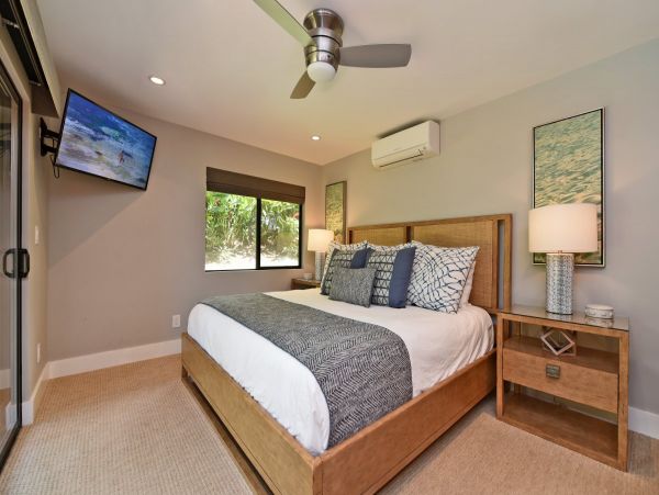 Luxury 5 Bedrooms Sleeps 10 Guests Villa