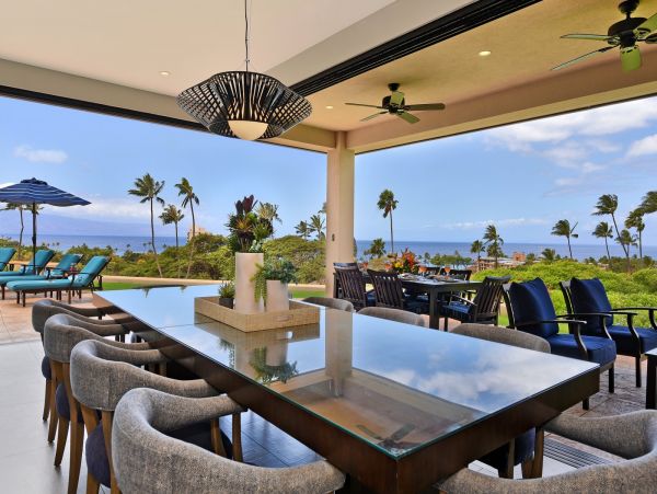 Luxury 5 Bedrooms Sleeps 10 Guests Villa