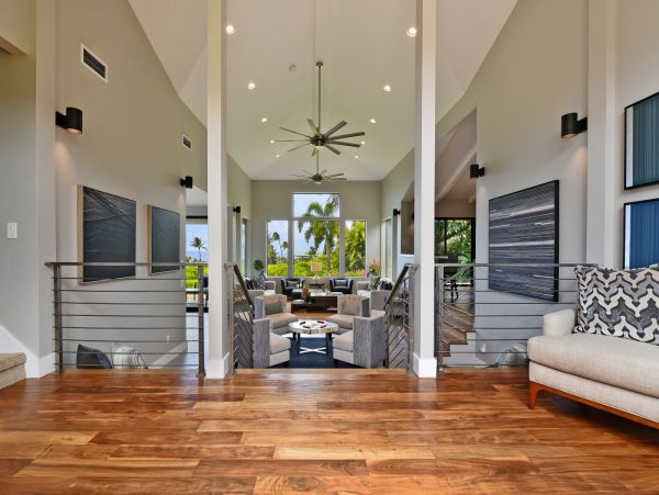 Luxury 5 Bedrooms Sleeps 10 Guests Villa