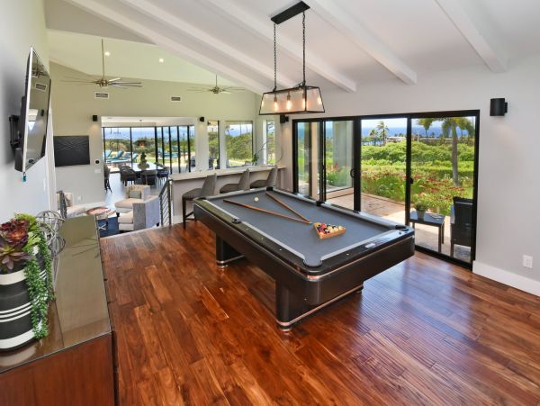 Luxury 5 Bedrooms Sleeps 10 Guests Villa