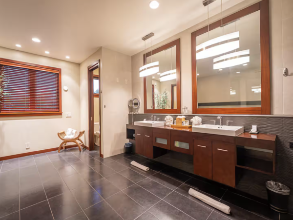 Amazing Lagoon 7 Bedroom Villa in Big Island 10,000 sq FT