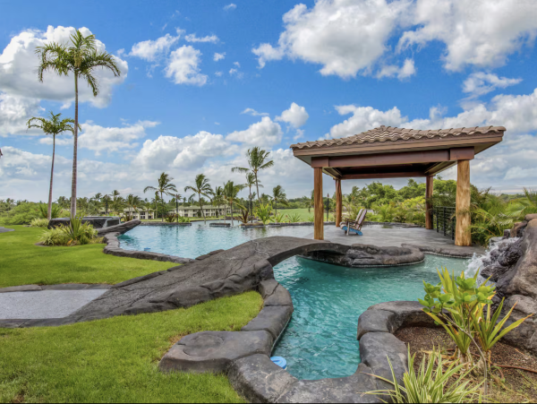 Amazing Lagoon 7 Bedroom Villa in Big Island 10,000 sq FT