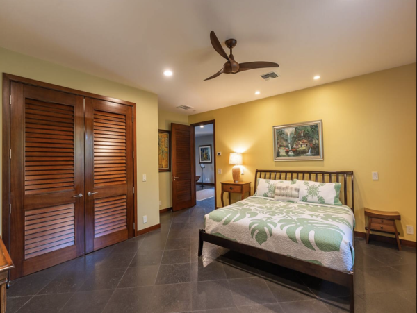 Amazing Lagoon 7 Bedroom Villa in Big Island 10,000 sq FT