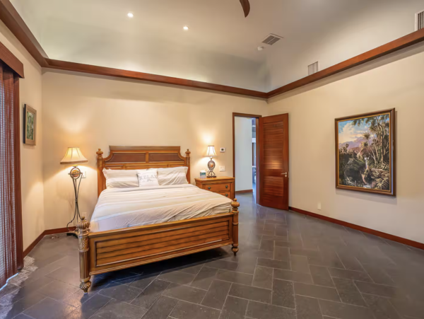 Amazing Lagoon 7 Bedroom Villa in Big Island 10,000 sq FT