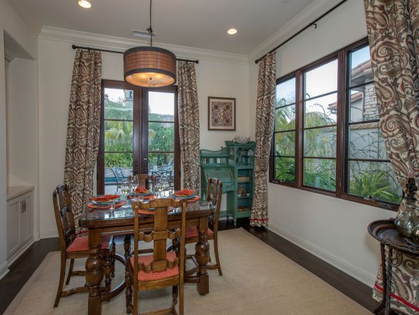 Peaceful Three Bedroom Luxury Home with Private Pool & Spa