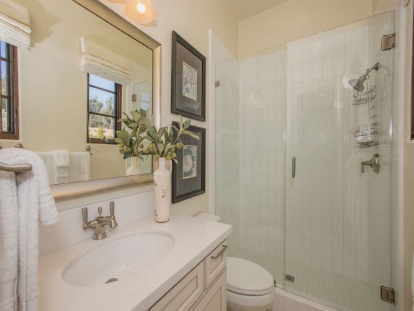 Peaceful Three Bedroom Luxury Home with Private Pool & Spa