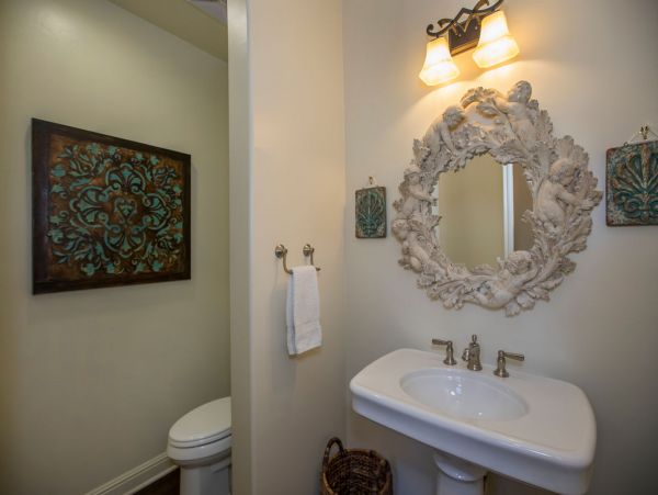 Peaceful Three Bedroom Luxury Home with Private Pool & Spa