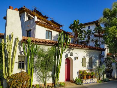 Luxury Santa Barbara Vacation Condo Sleeps 4 Guests