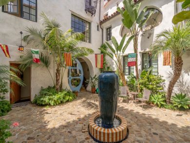 Luxury Santa Barbara Vacation Condo Sleeps 4 Guests