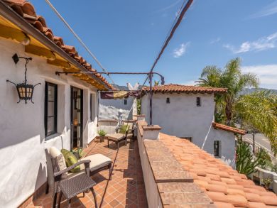 Luxury Santa Barbara Vacation Condo Sleeps 4 Guests