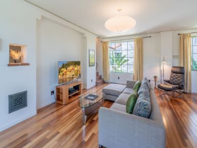 Luxury Santa Barbara Vacation Condo Sleeps 4 Guests