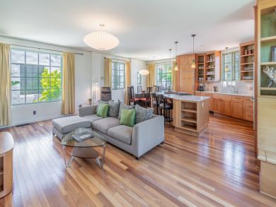 Luxury Santa Barbara Vacation Condo Sleeps 4 Guests