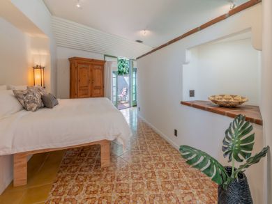 Luxury Santa Barbara Vacation Condo Sleeps 4 Guests