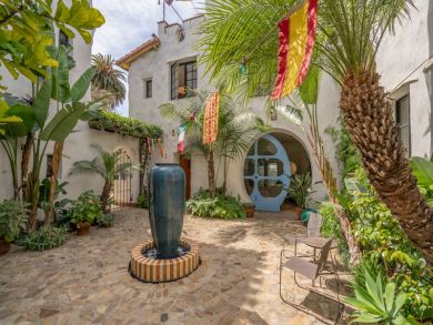Luxury Santa Barbara Vacation Condo Sleeps 4 Guests