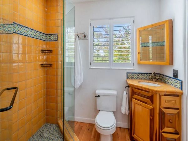 Charming 3 Bedrooms Home Sleeps 6 Guests in Santa Barbara